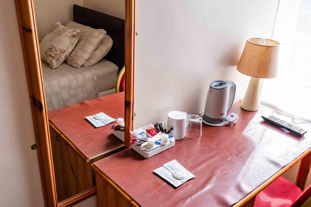 Aarondale Guest House Hartlepool Eksteriør bilde