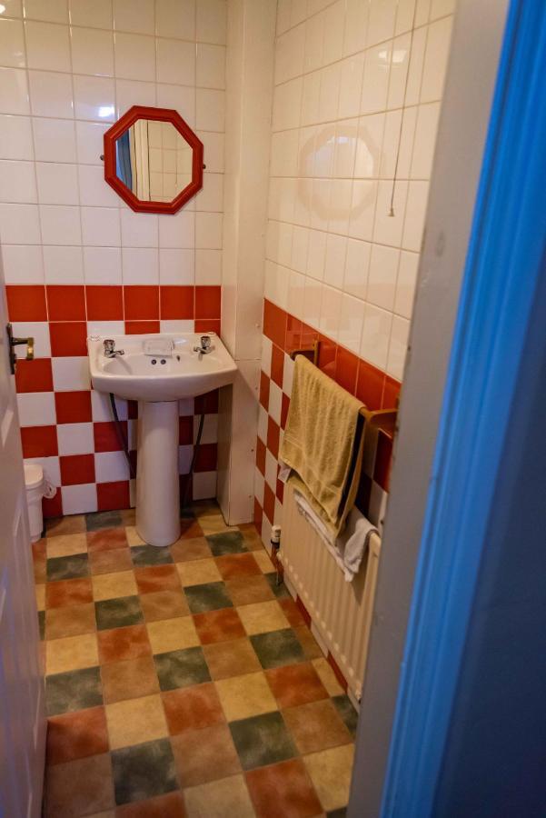 Aarondale Guest House Hartlepool Eksteriør bilde